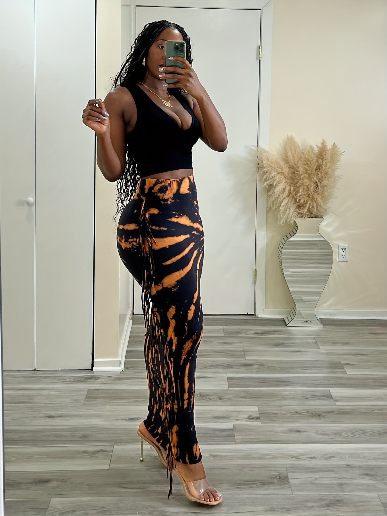 Stylish Vest and Fringe Skirt Print Set