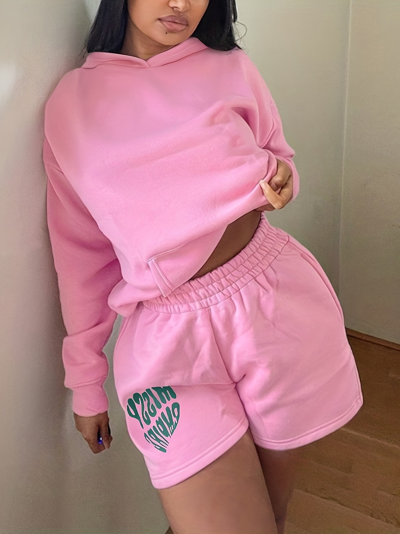 New Autumn European and American Style Women's 2pcs Set: Fashionable Y Printed Long-Sleeve Pullover Hooded Sweatshirt and Shorts