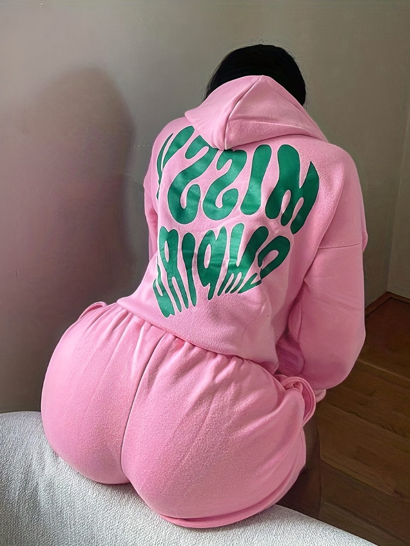 New Autumn European and American Style Women's 2pcs Set: Fashionable Y Printed Long-Sleeve Pullover Hooded Sweatshirt and Shorts