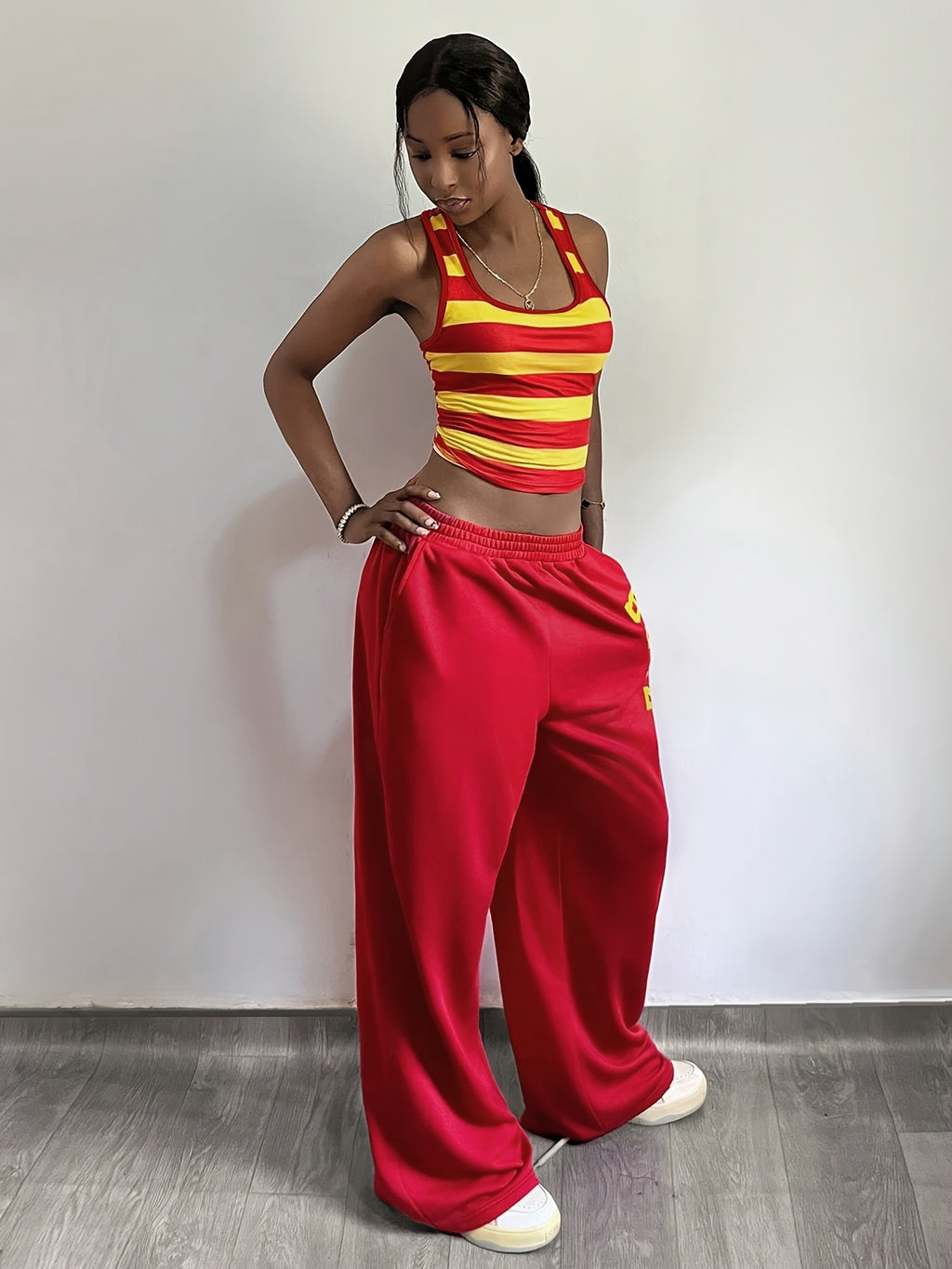 Women's 2pcs Casual Set: Crew Neck Striped Slim-Fit Tank Top and Elastic Waist Pocket Loose Straight-Leg Long Pants, PB-1535