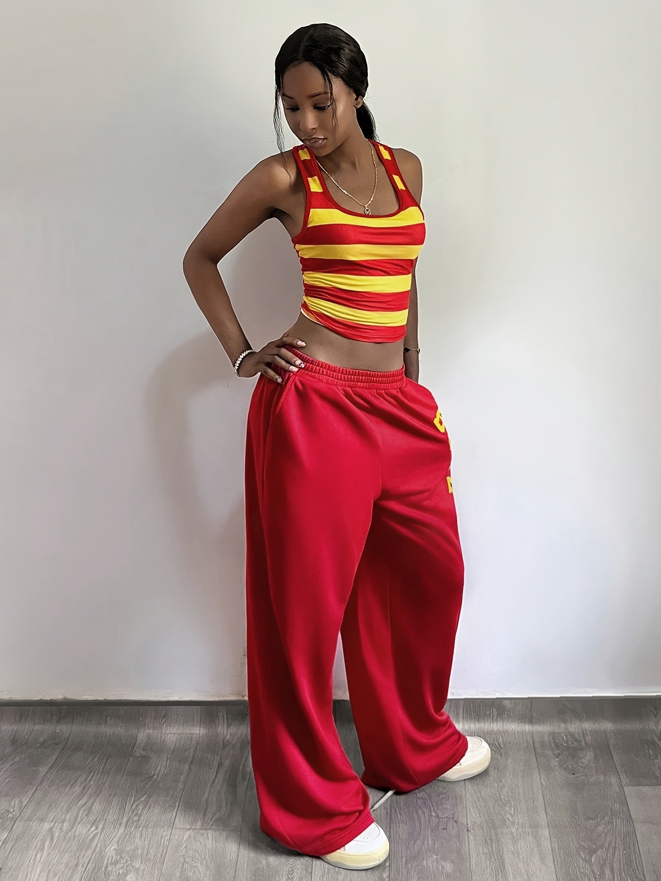 Women's 2pcs Casual Set: Crew Neck Striped Slim-Fit Tank Top and Elastic Waist Pocket Loose Straight-Leg Long Pants, PB-1535